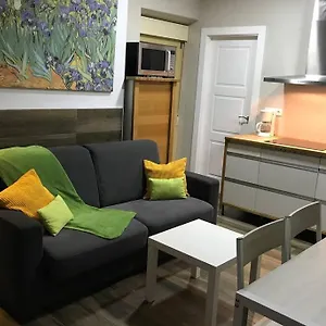 Bonito Apartamento Paseo De La Bomba , Granada España